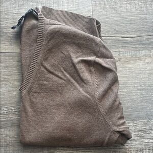 Jos. A. Bank Traveler V-Neck Sweater 100% Pima Cotton Medium Brown Men’s M